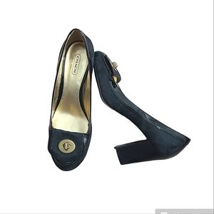 COACH Cybel Turnlock Black Pumps Women's Size 6.5
